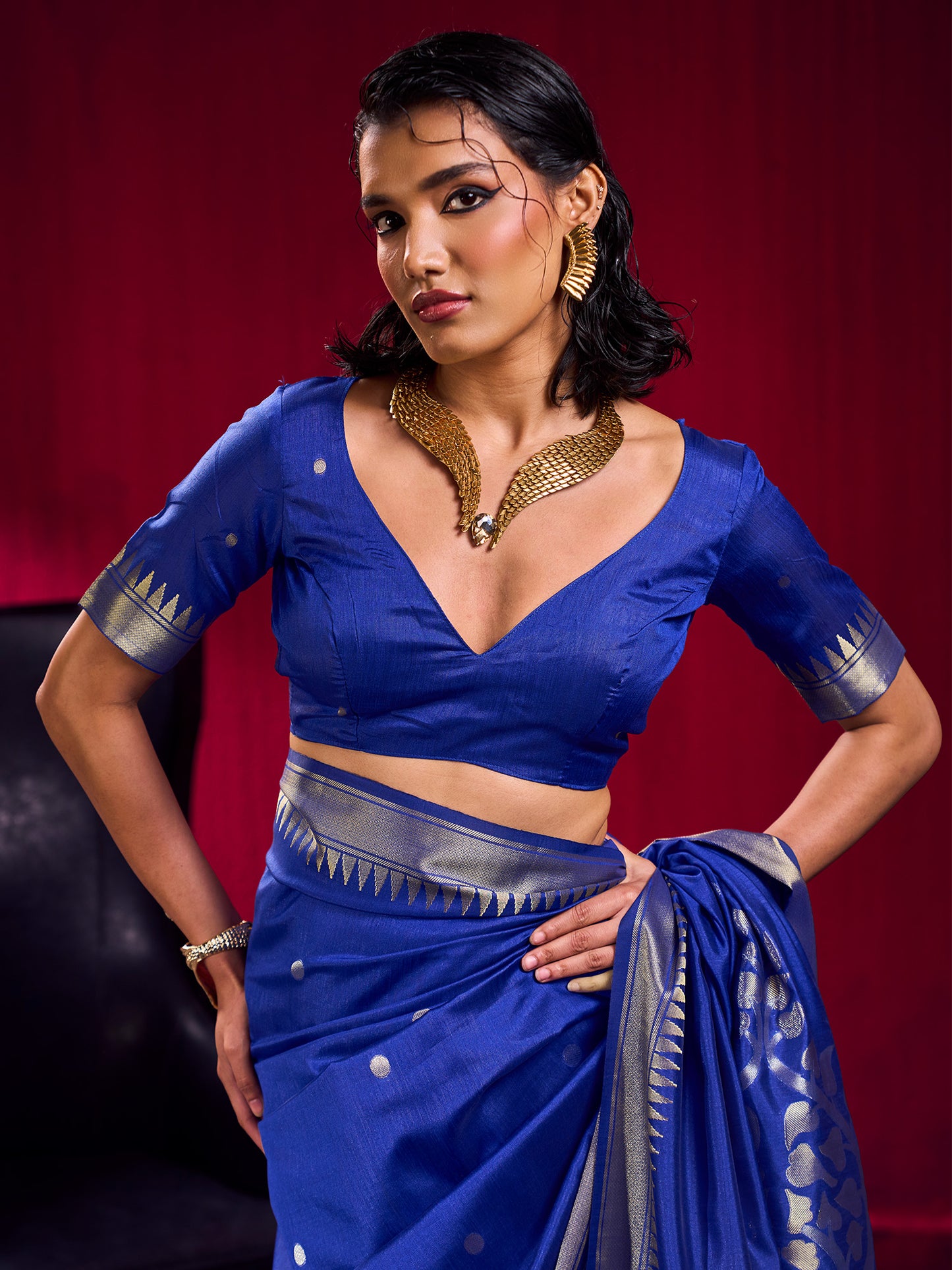 Women's Art Silk Blue Woven Design Designer Saree With Blouse Piece