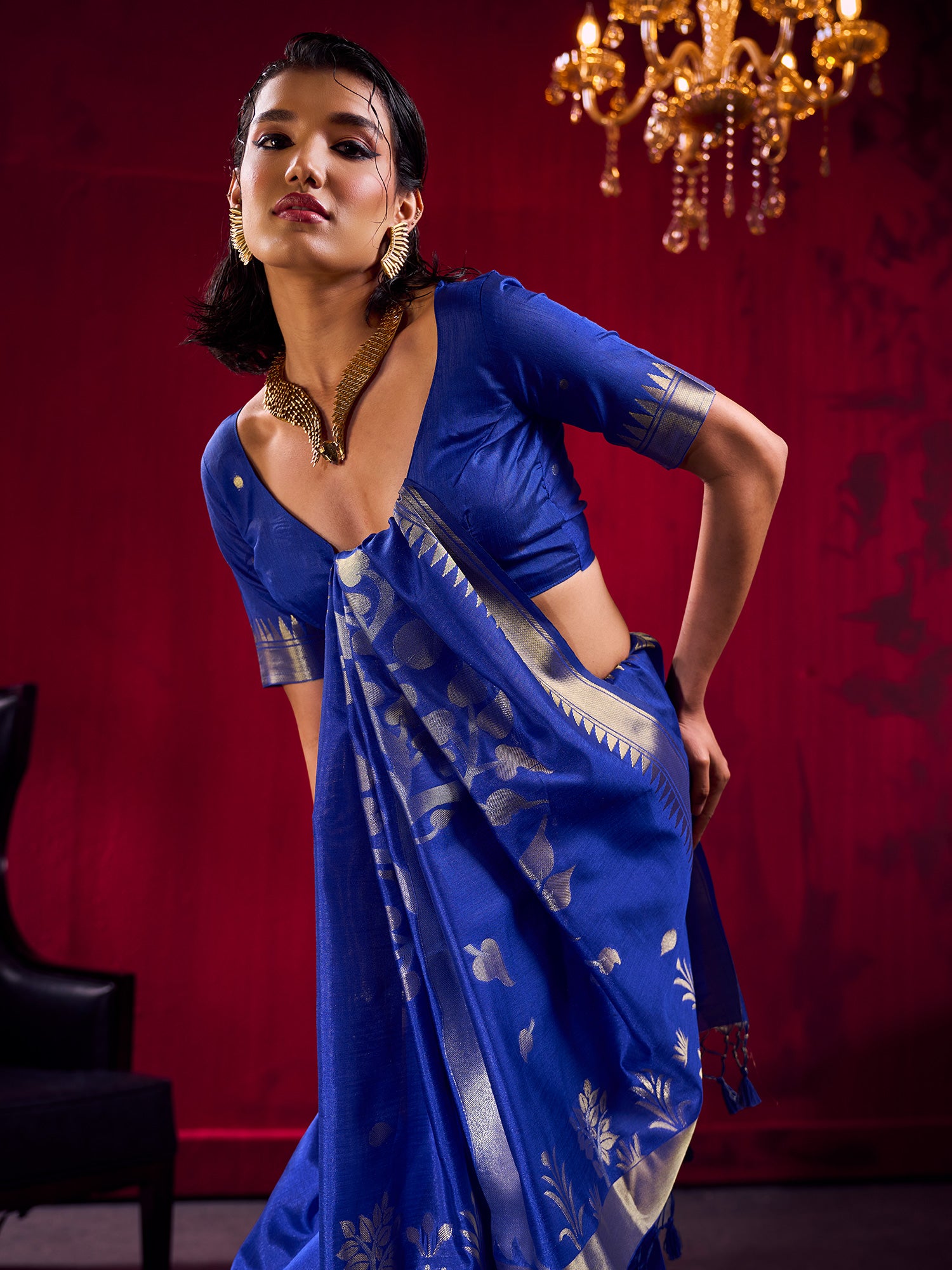 Women's Art Silk Blue Woven Design Designer Saree With Blouse Piece