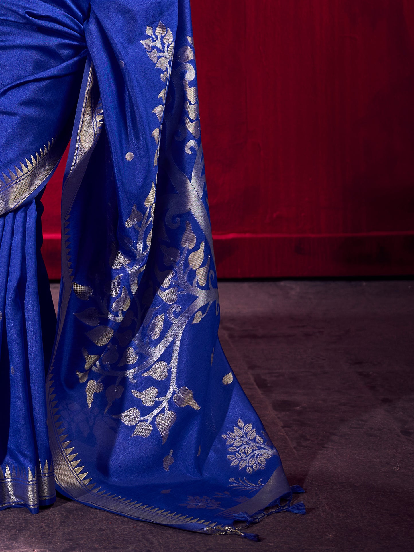 Women's Art Silk Blue Woven Design Designer Saree With Blouse Piece