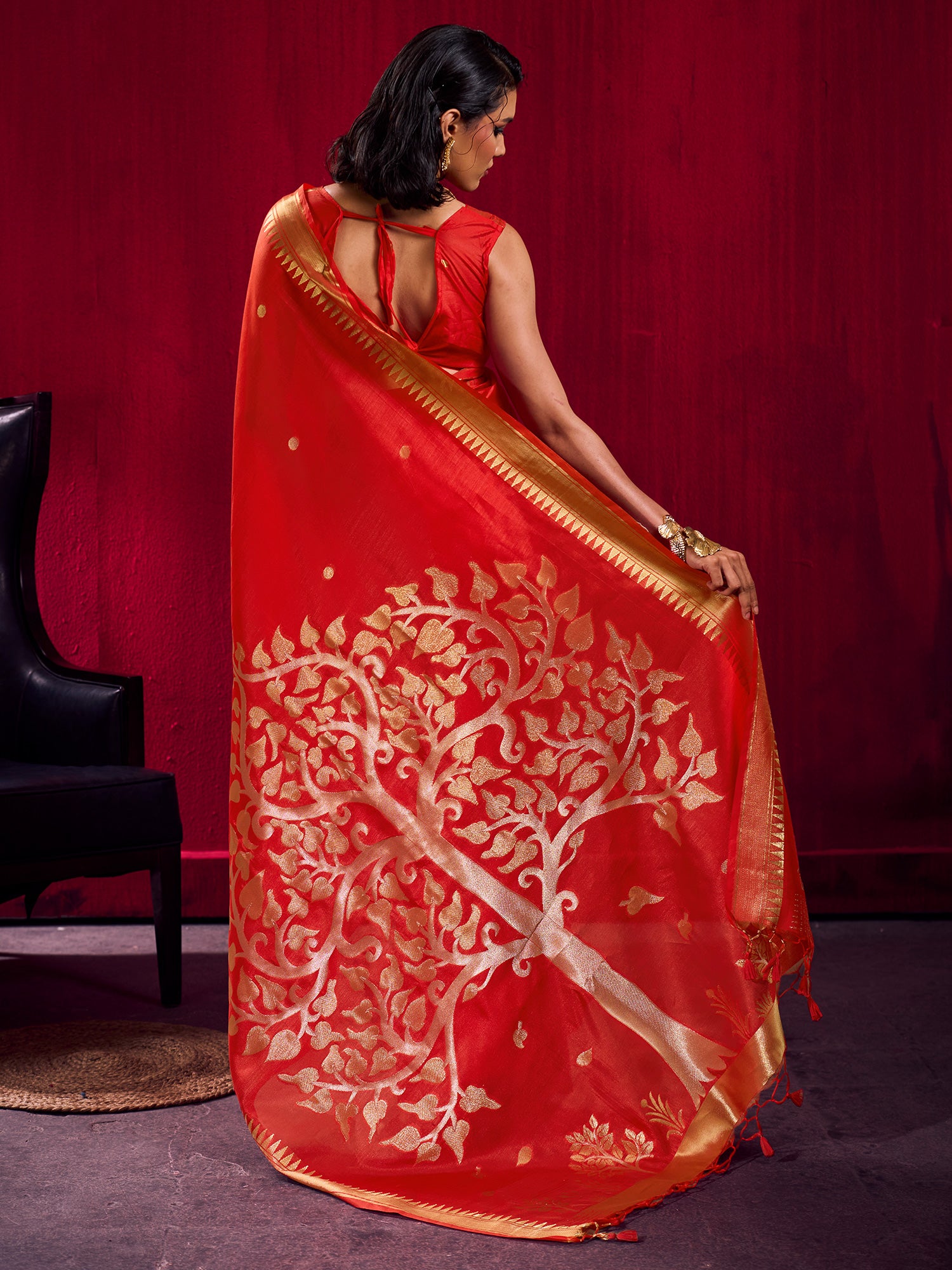 Women's Art Silk Red Woven Design Designer Saree With Blouse Piece