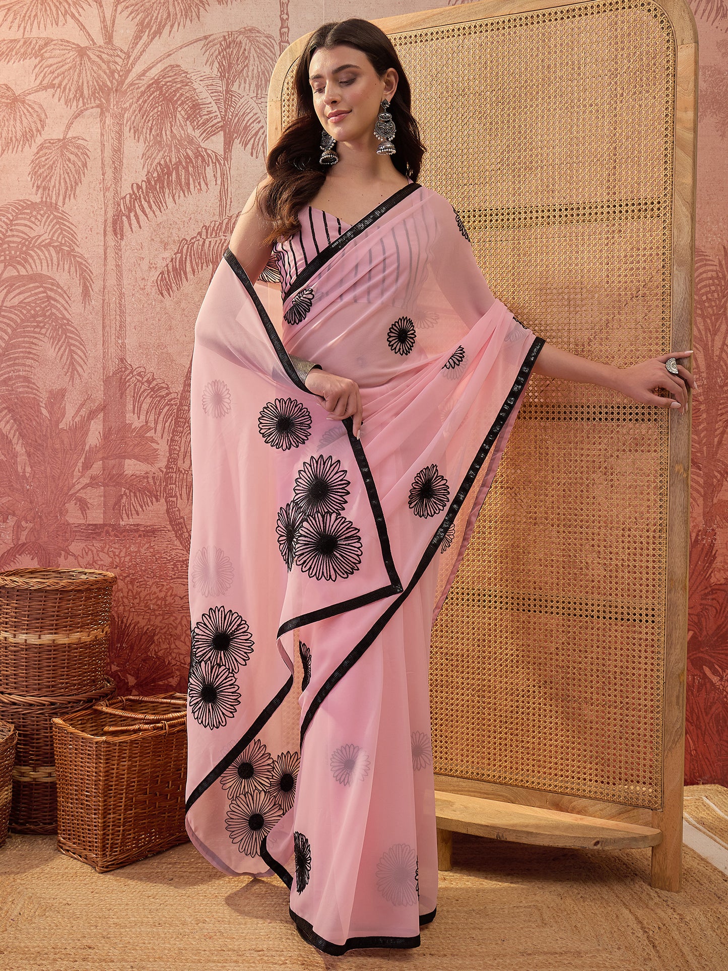 Women's Georgette Pink Embellished Designer Saree With Blouse Piece