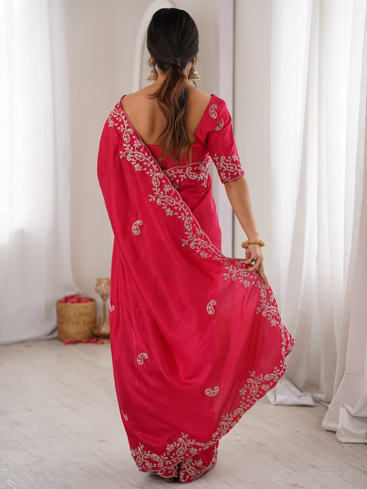 Women's Dola Silk Pink Embellished Designer Saree With Blouse Piece