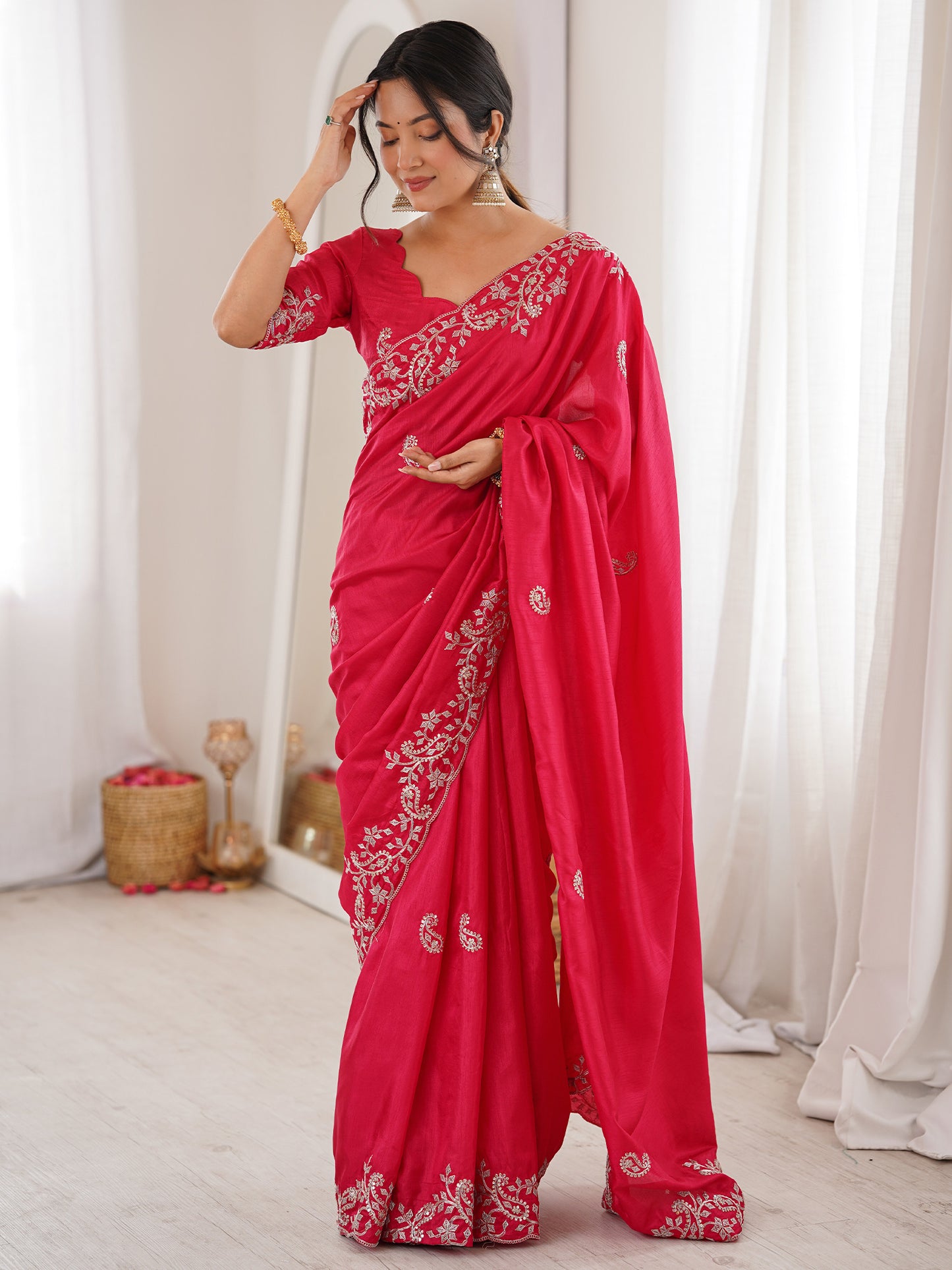Women's Dola Silk Pink Embellished Designer Saree With Blouse Piece