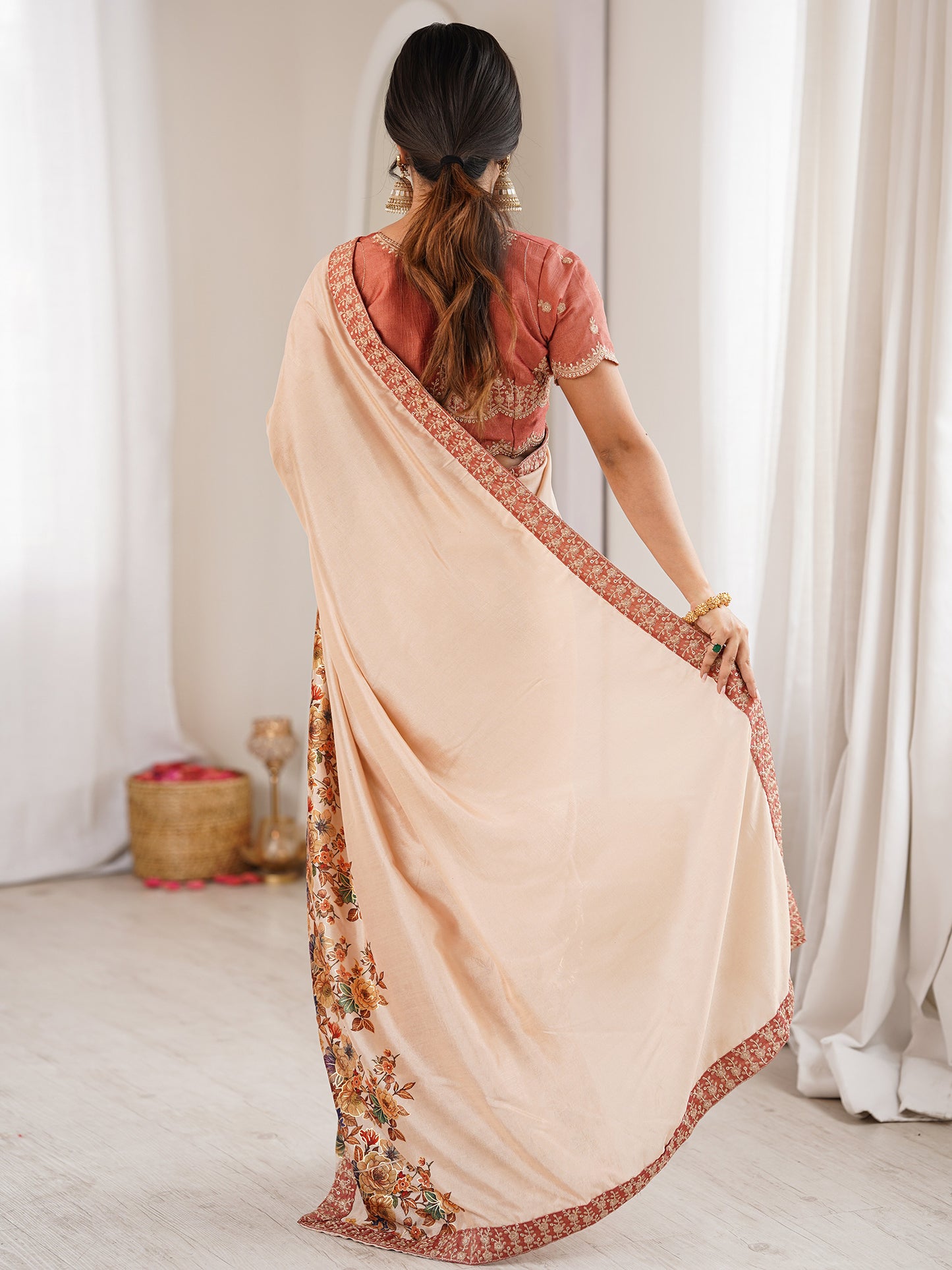 Women's Satin Cream Digital Print Designer Saree With Blouse Piece