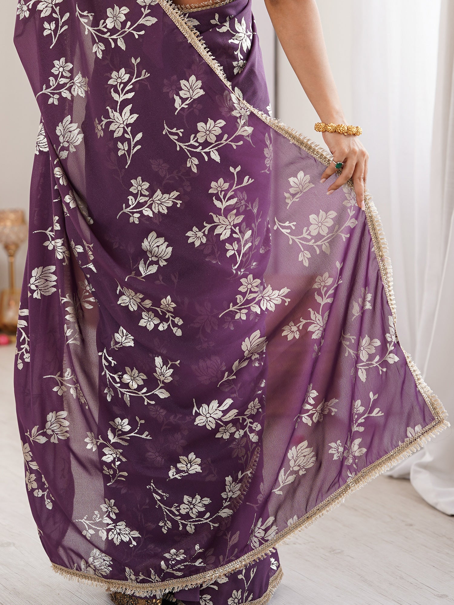 Women's Georgette Purple Digital Print Designer Saree With Blouse Piece