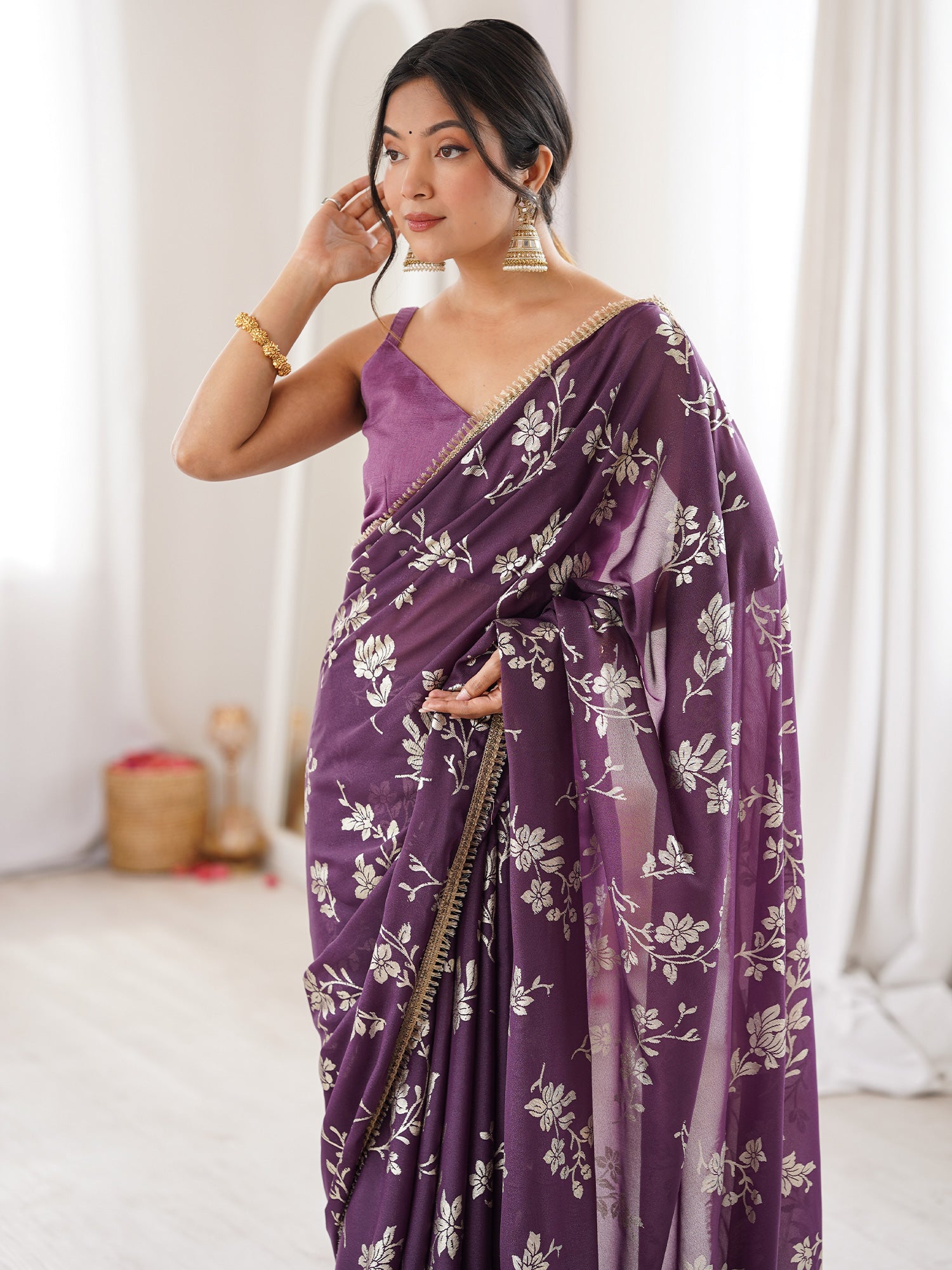 Women's Georgette Purple Digital Print Designer Saree With Blouse Piece
