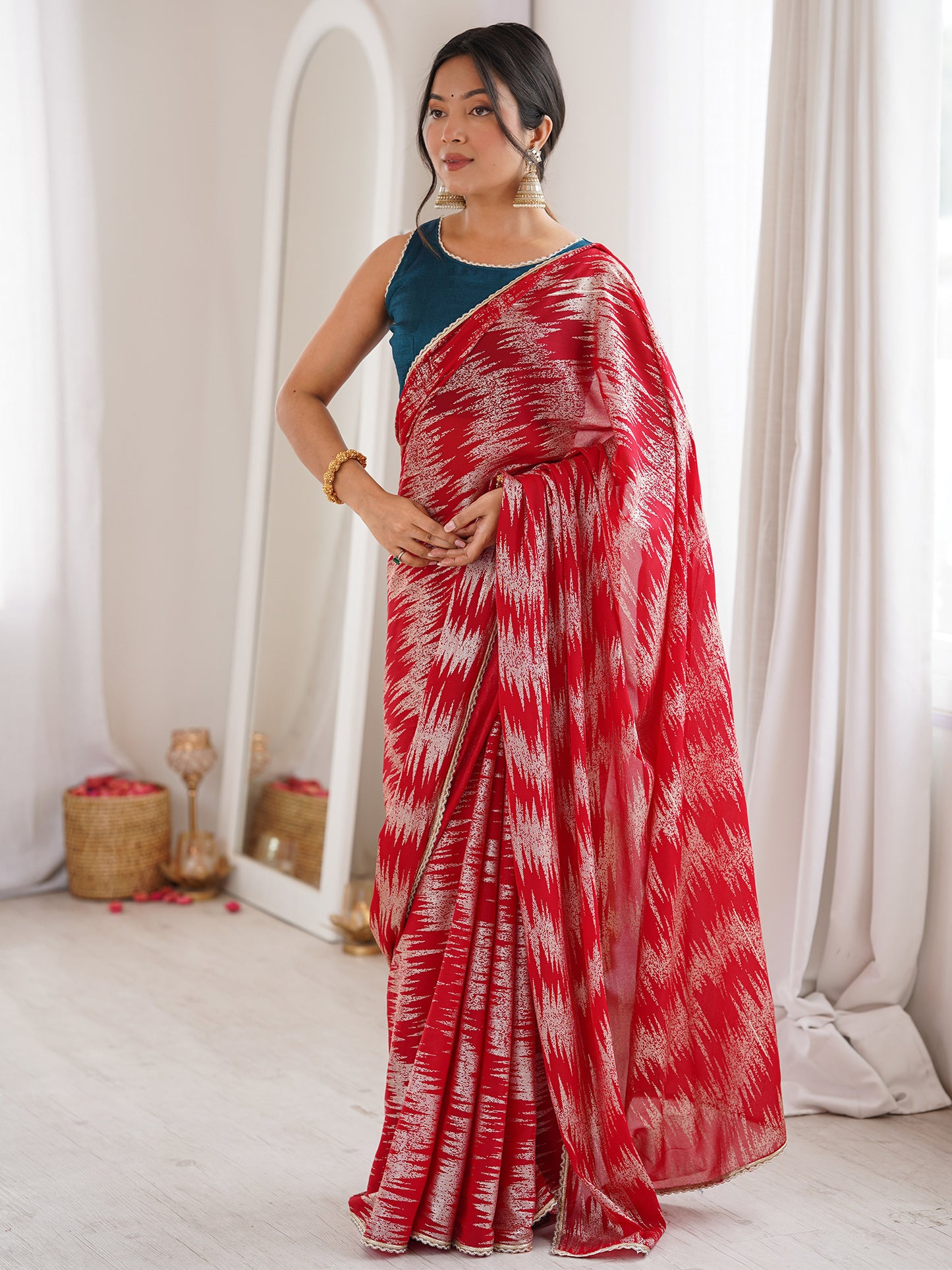Women's Georgette Red Digital Print Designer Saree With Blouse Piece