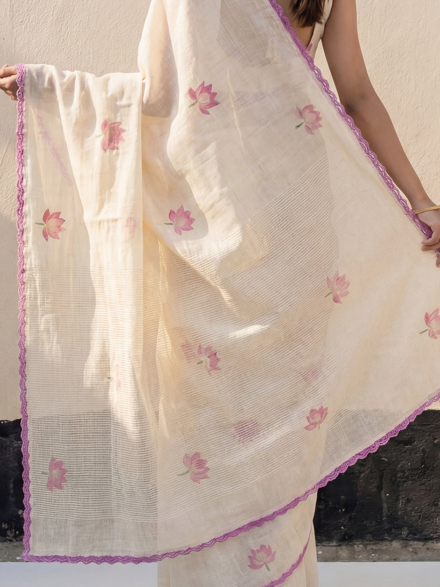 Women's Chanderi Cotton Off White Woven Design Designer Saree With Blouse Piece