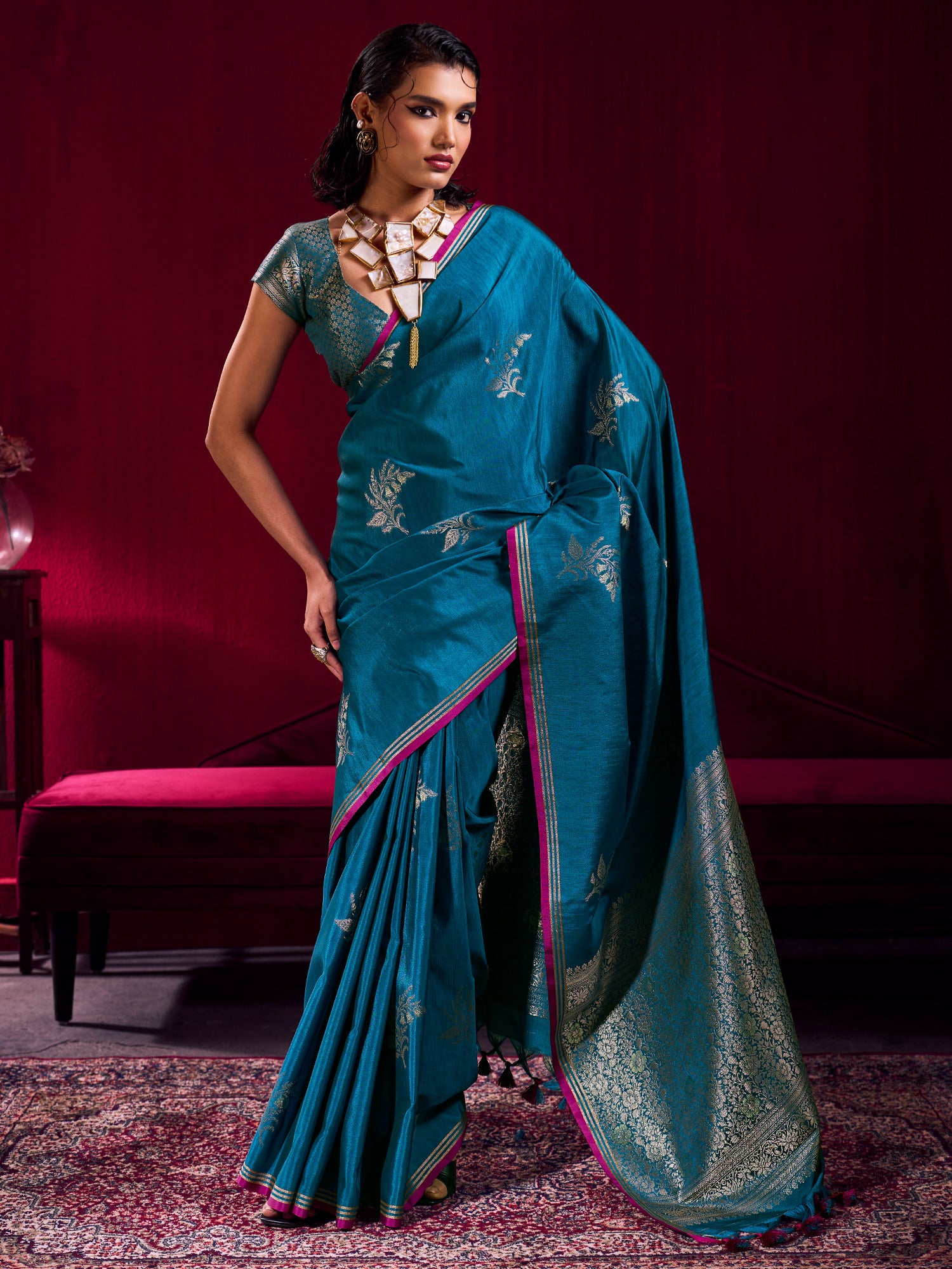 Women's Linen Teal blue Woven Design Designer Saree With Blouse Piece