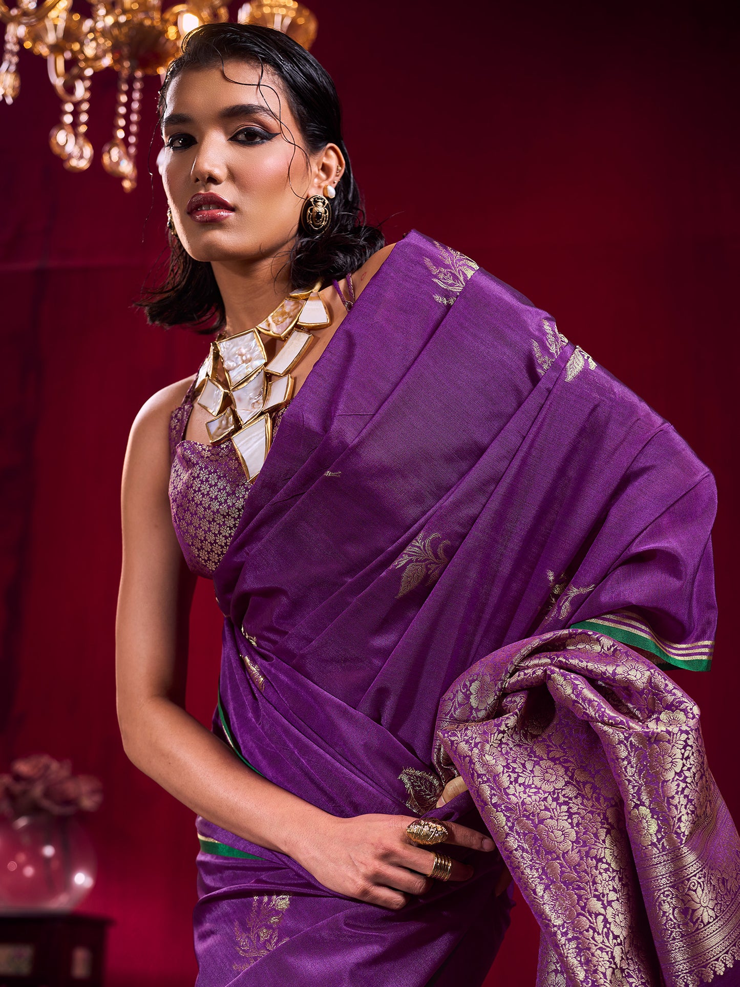 Women's Linen Purple Woven Design Designer Saree With Blouse Piece