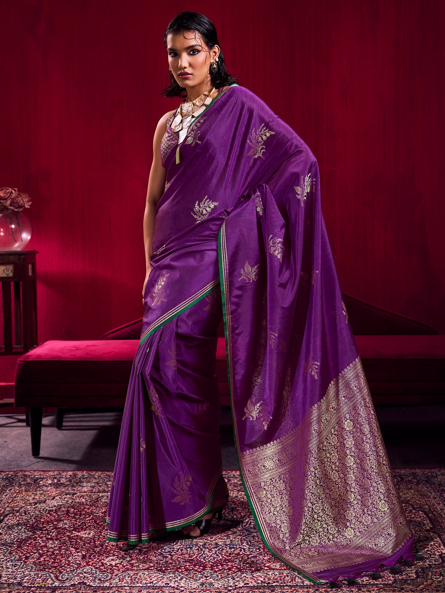 Women's Linen Purple Woven Design Designer Saree With Blouse Piece