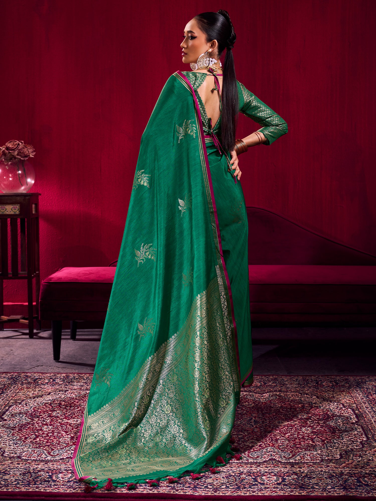 Women's Linen Teal green Woven Design Designer Saree With Blouse Piece