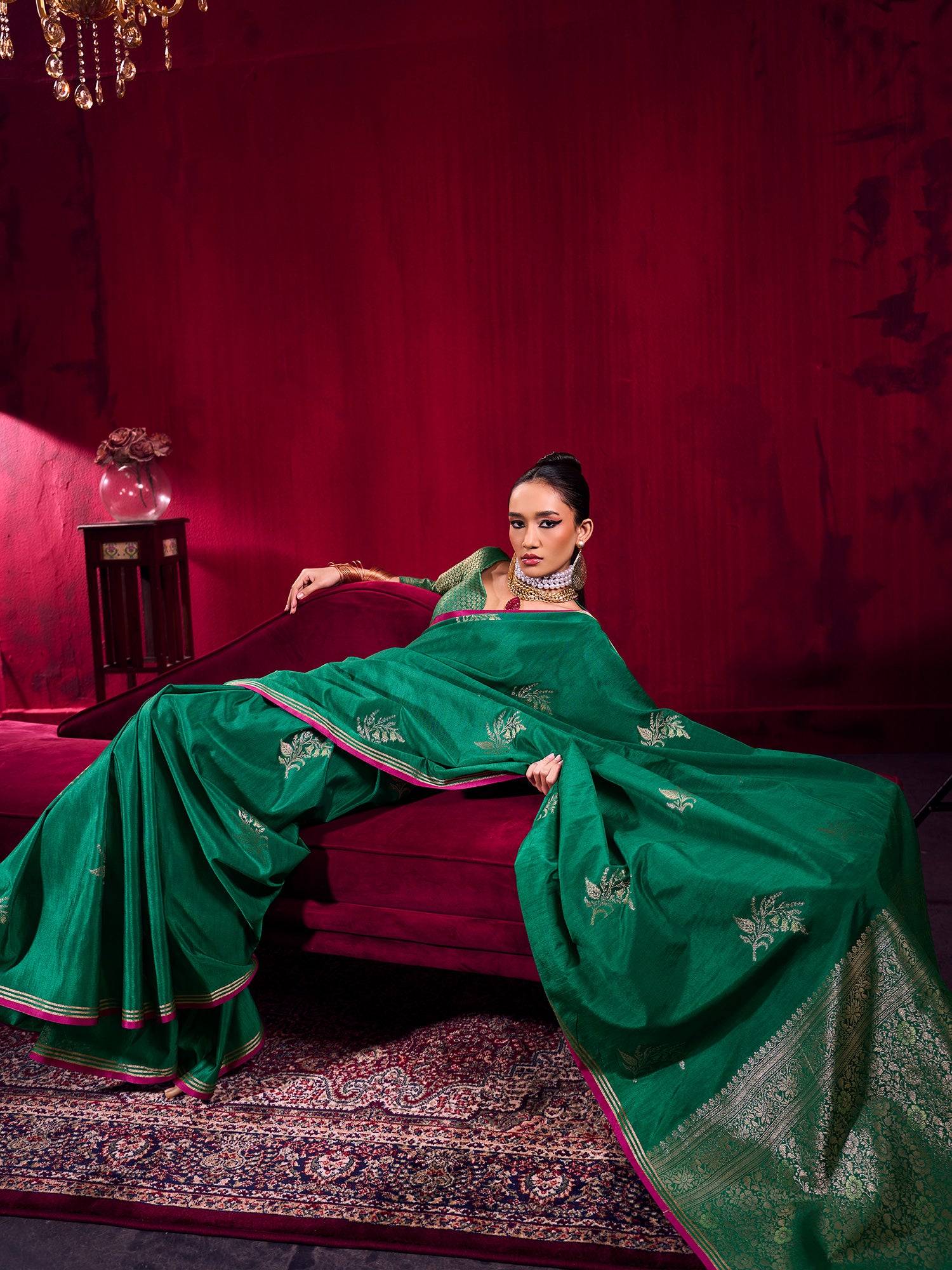 Women's Linen Teal green Woven Design Designer Saree With Blouse Piece