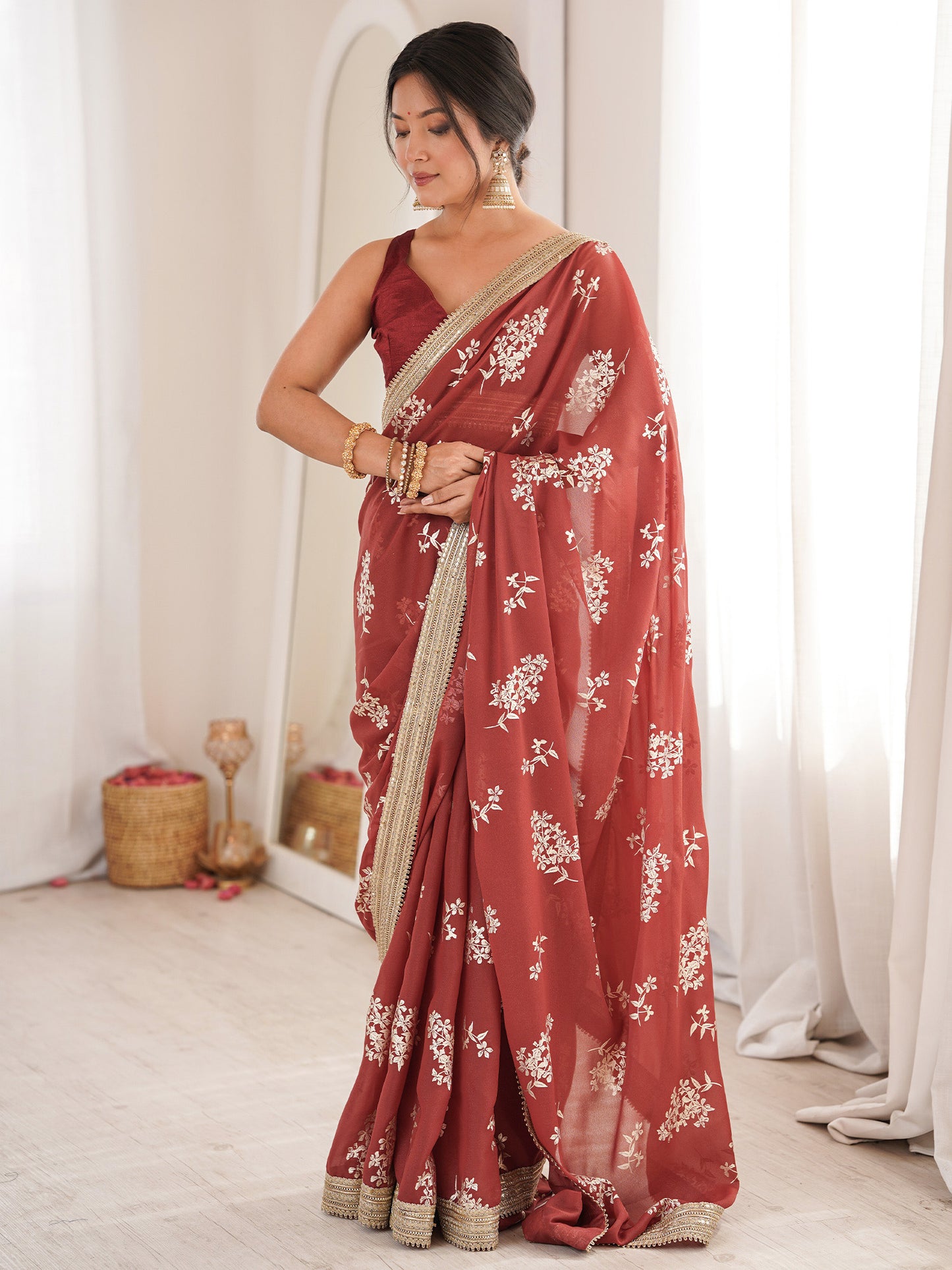 Women's Georgette Rust Digital Print Designer Saree With Blouse Piece