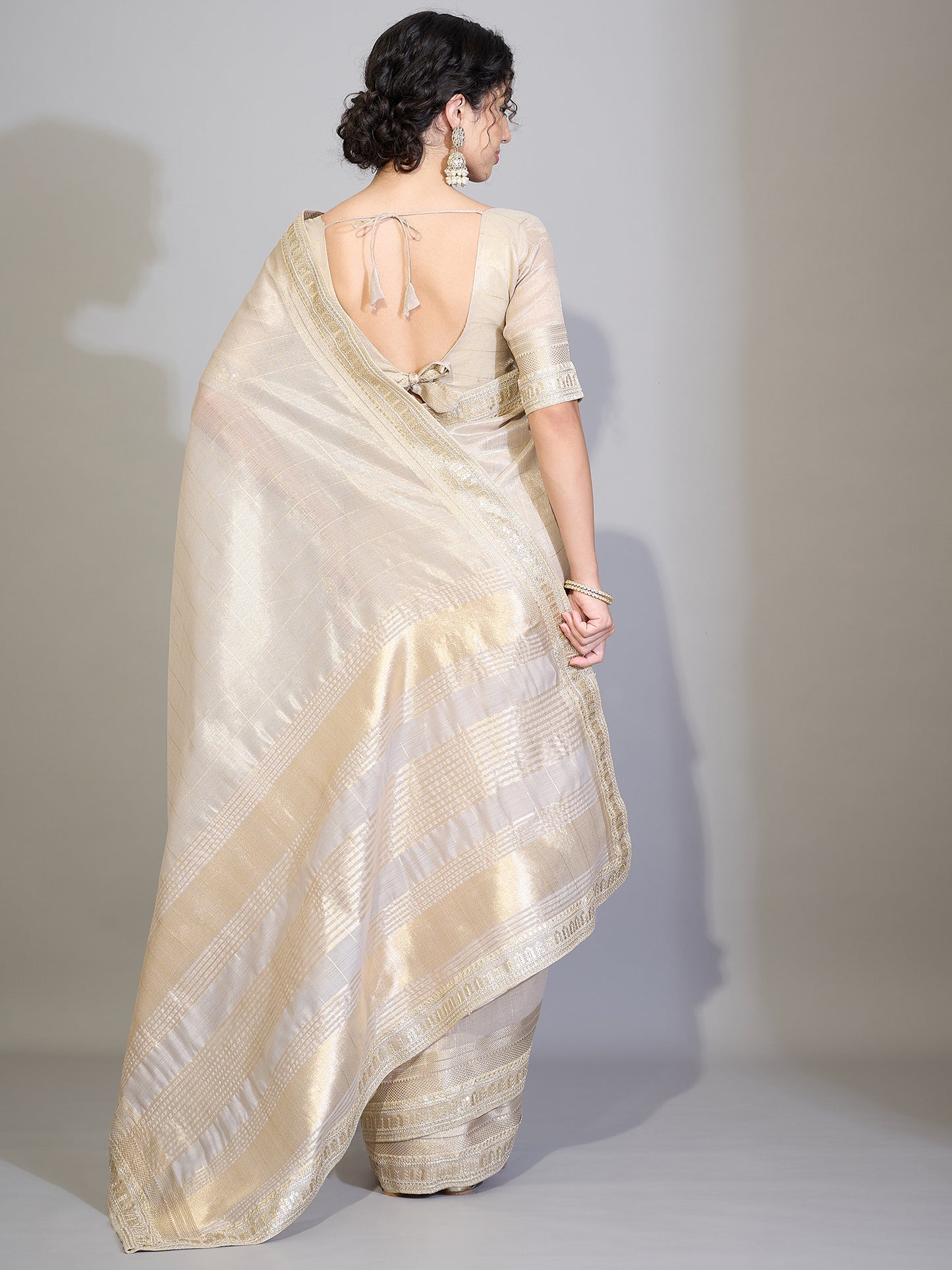 Women's Silk Blend Gold Woven Design Designer Saree With Blouse Piece