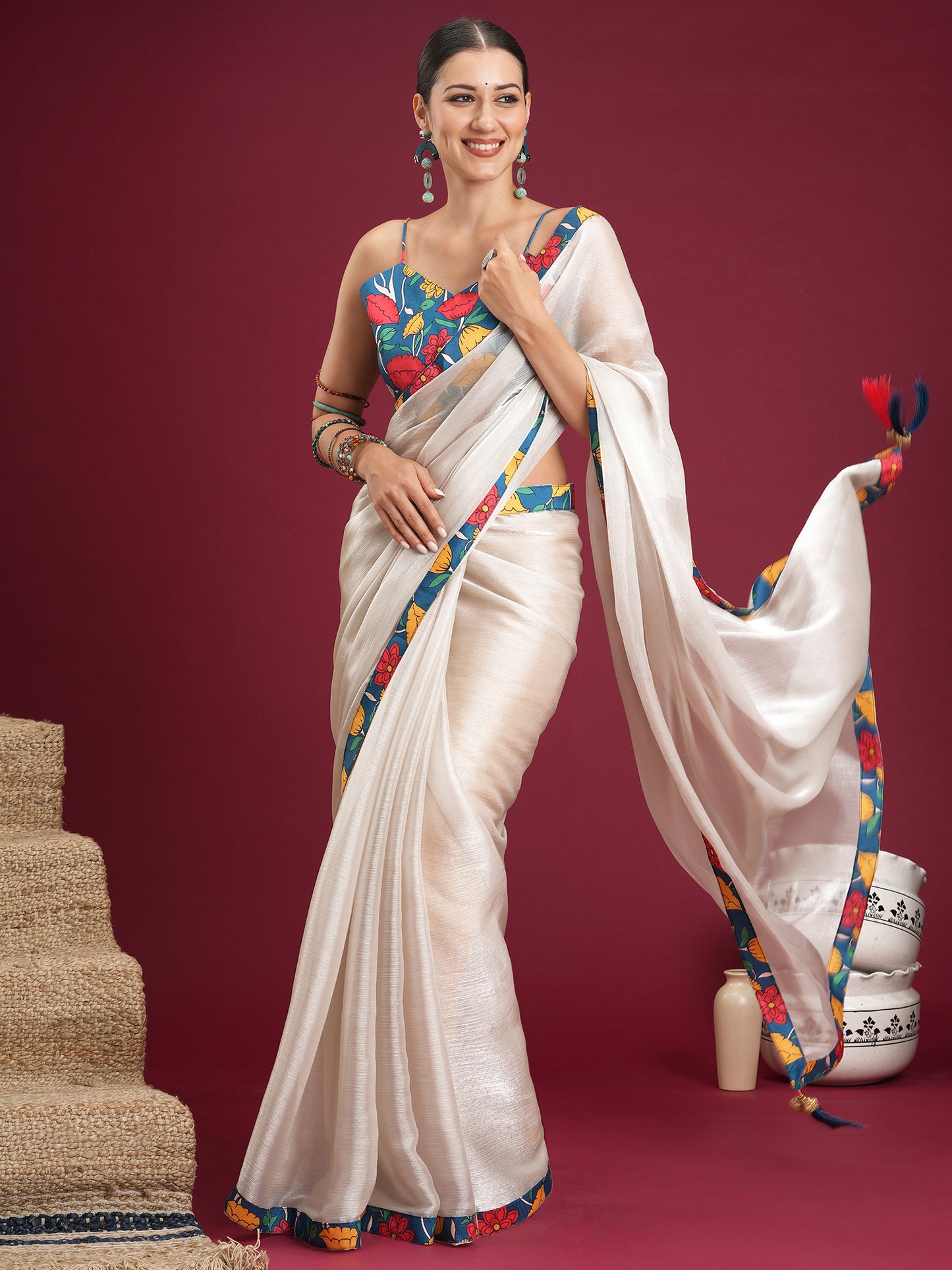 Women's Chiffon White Solid Designer Saree With Blouse Piece