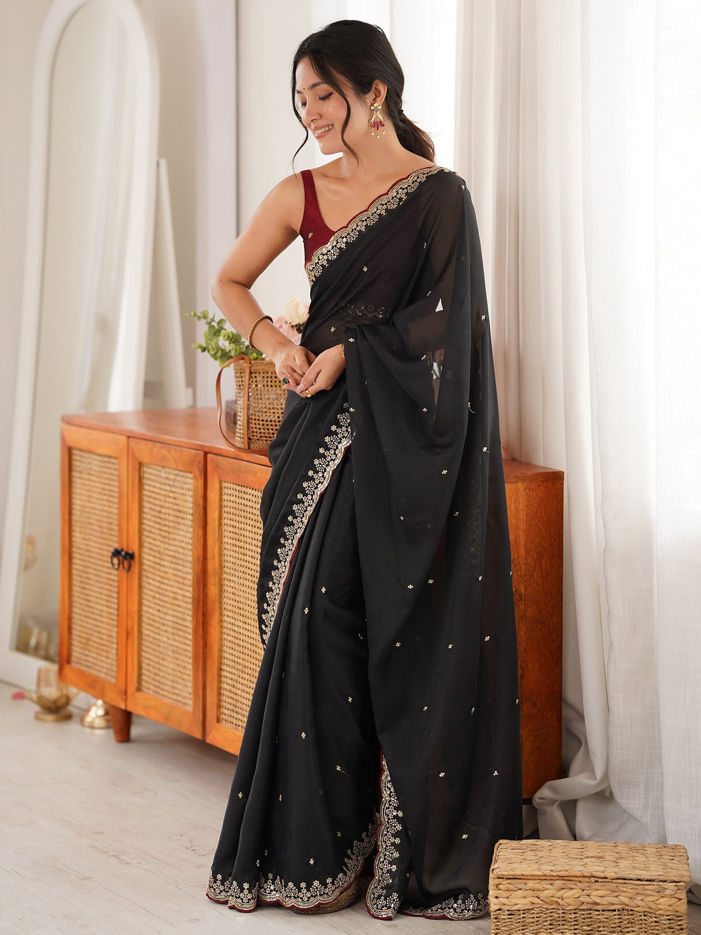 Women's Georgette Black Embellished Designer Saree With Blouse Piece