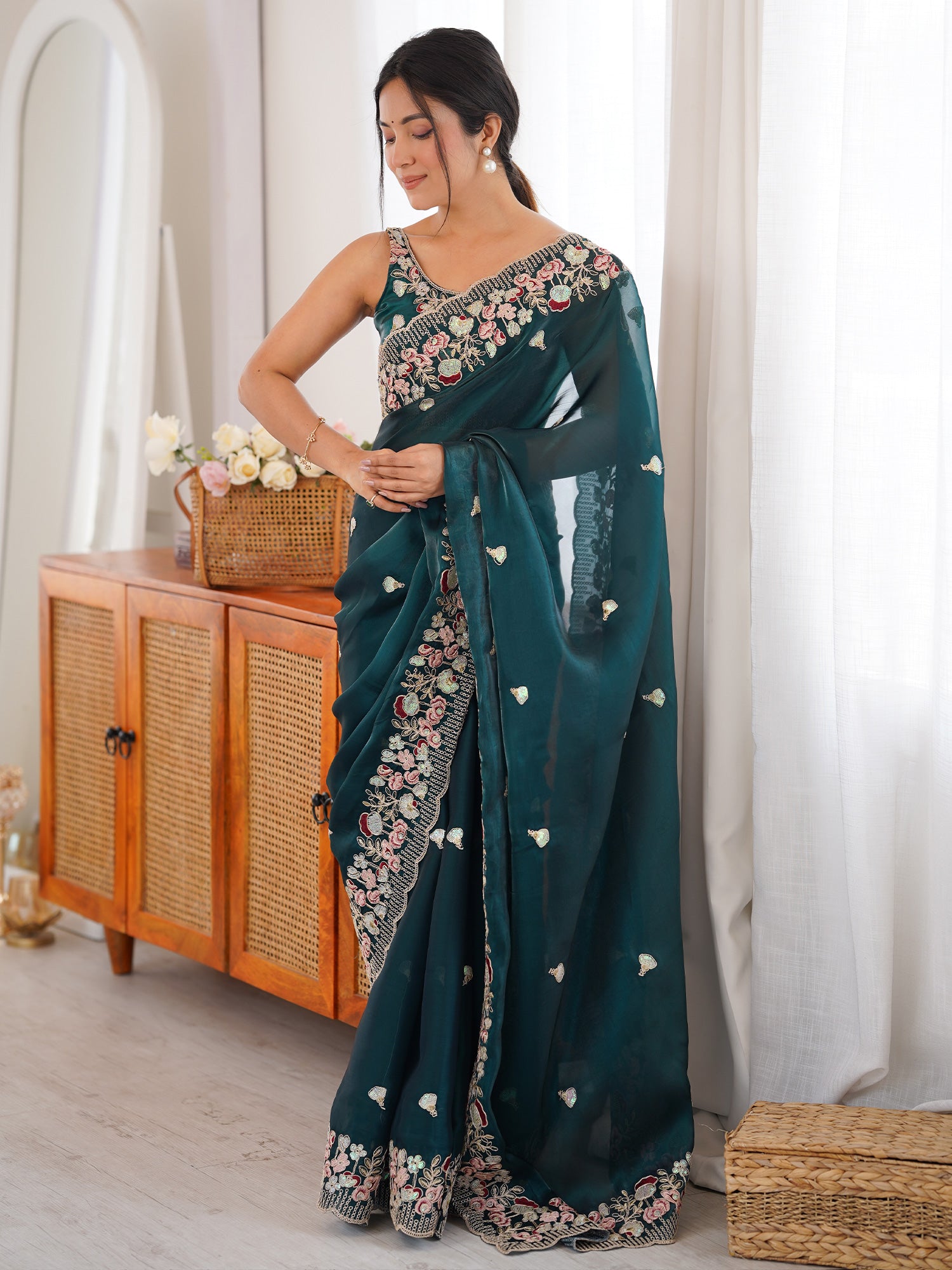 Women's Organza Teal green Embellished Designer Saree With Blouse Piece