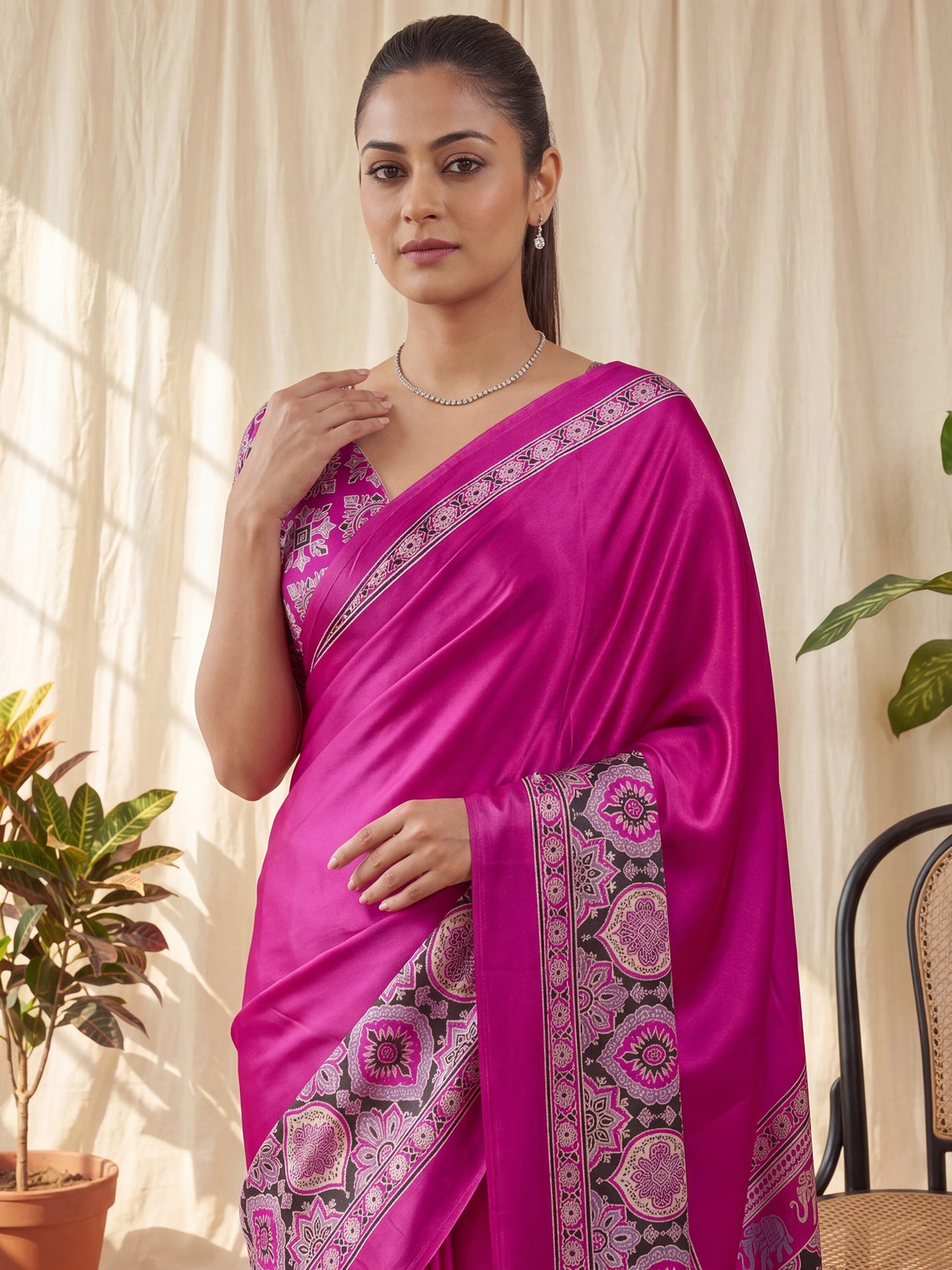 Women's Satin Magenta Printed Designer Saree With Blouse Piece