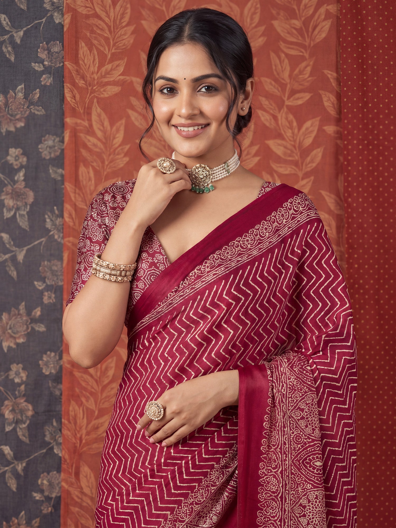 Women's Satin Maroon Printed Designer Saree With Blouse Piece
