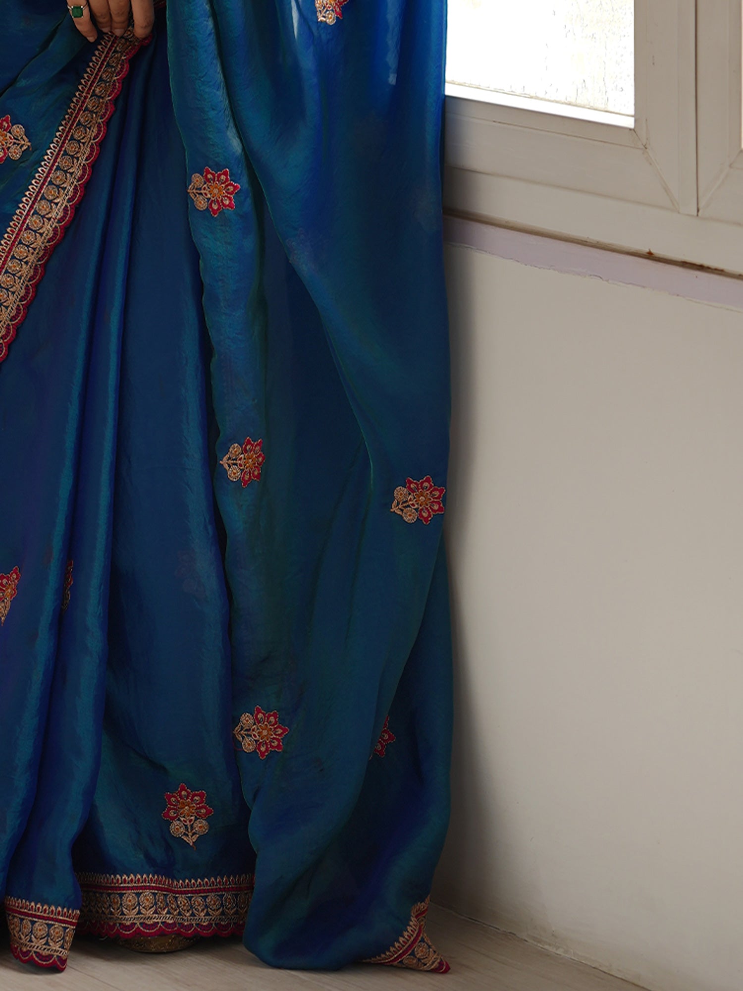 Women's Satin Navy Blue Zari Embroidered Designer Saree With Blouse Piece