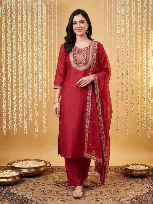 Red Embroidered Straight Kurta Trousers With Dupatta Set-DD1KH526
