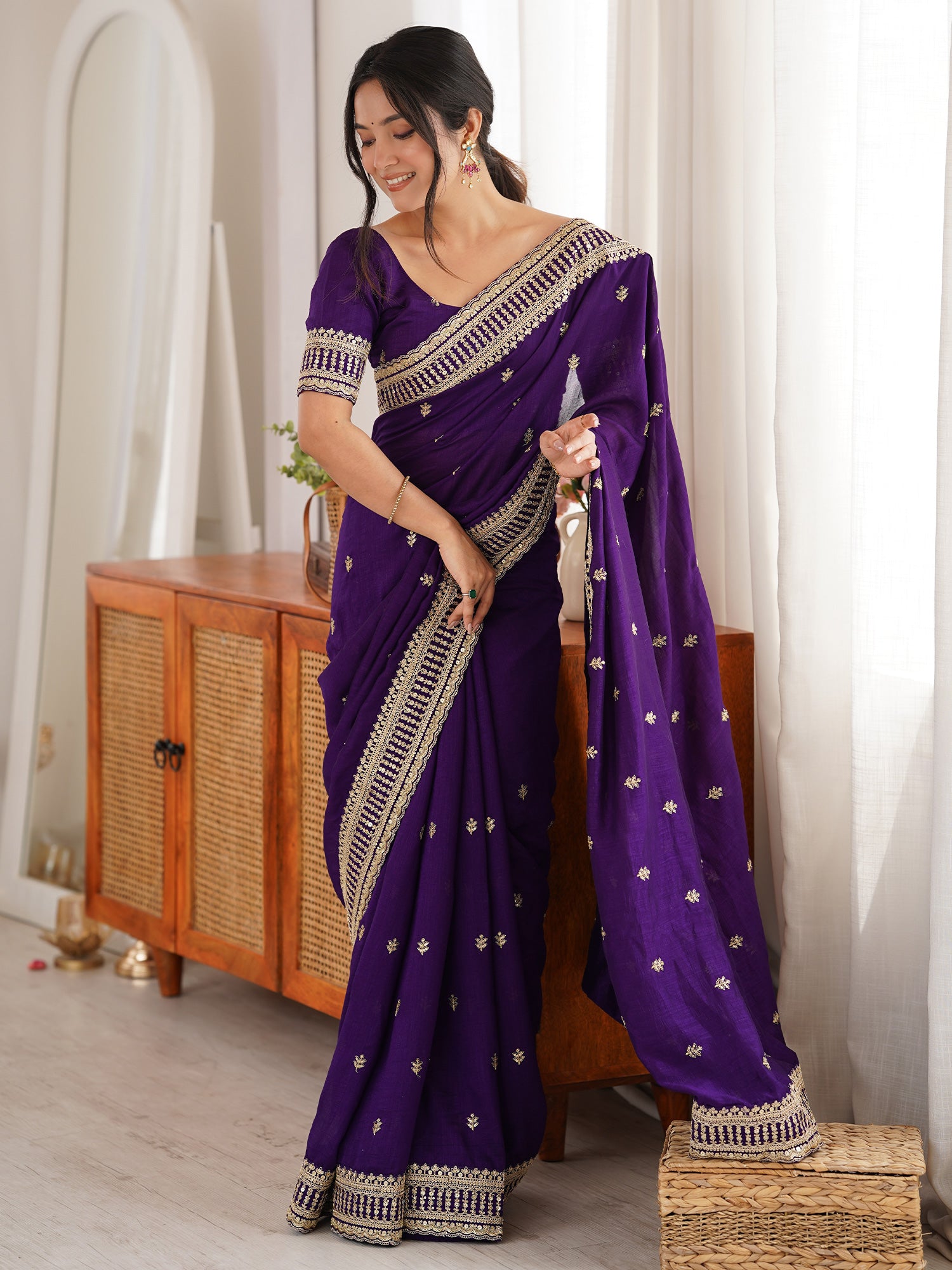 Women's Vichitra Silk Purple Zari Embroidered Designer Saree With Blouse Piece