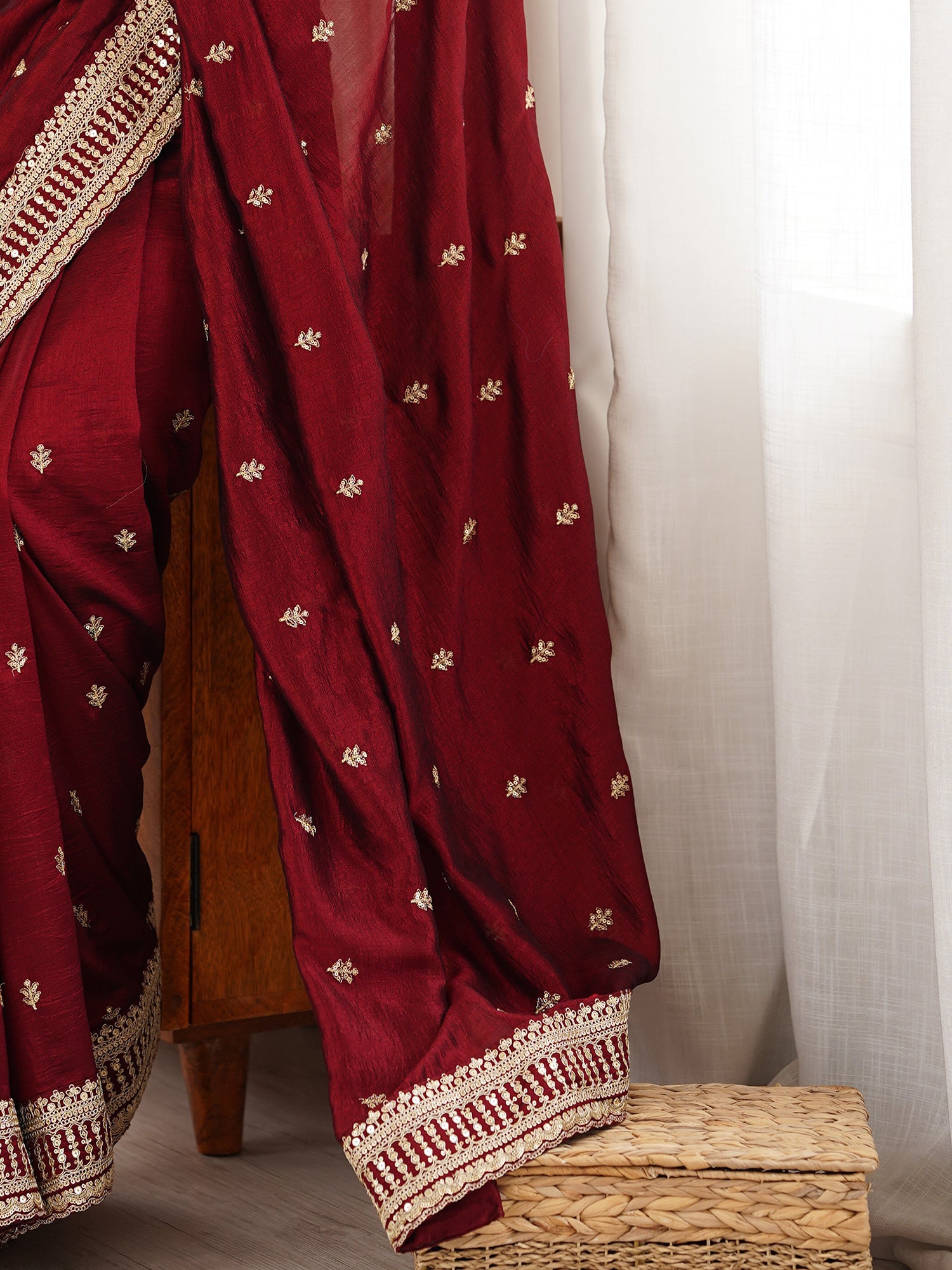 Women's Vichitra Silk Maroon Zari Embroidered Designer Saree With Blouse Piece