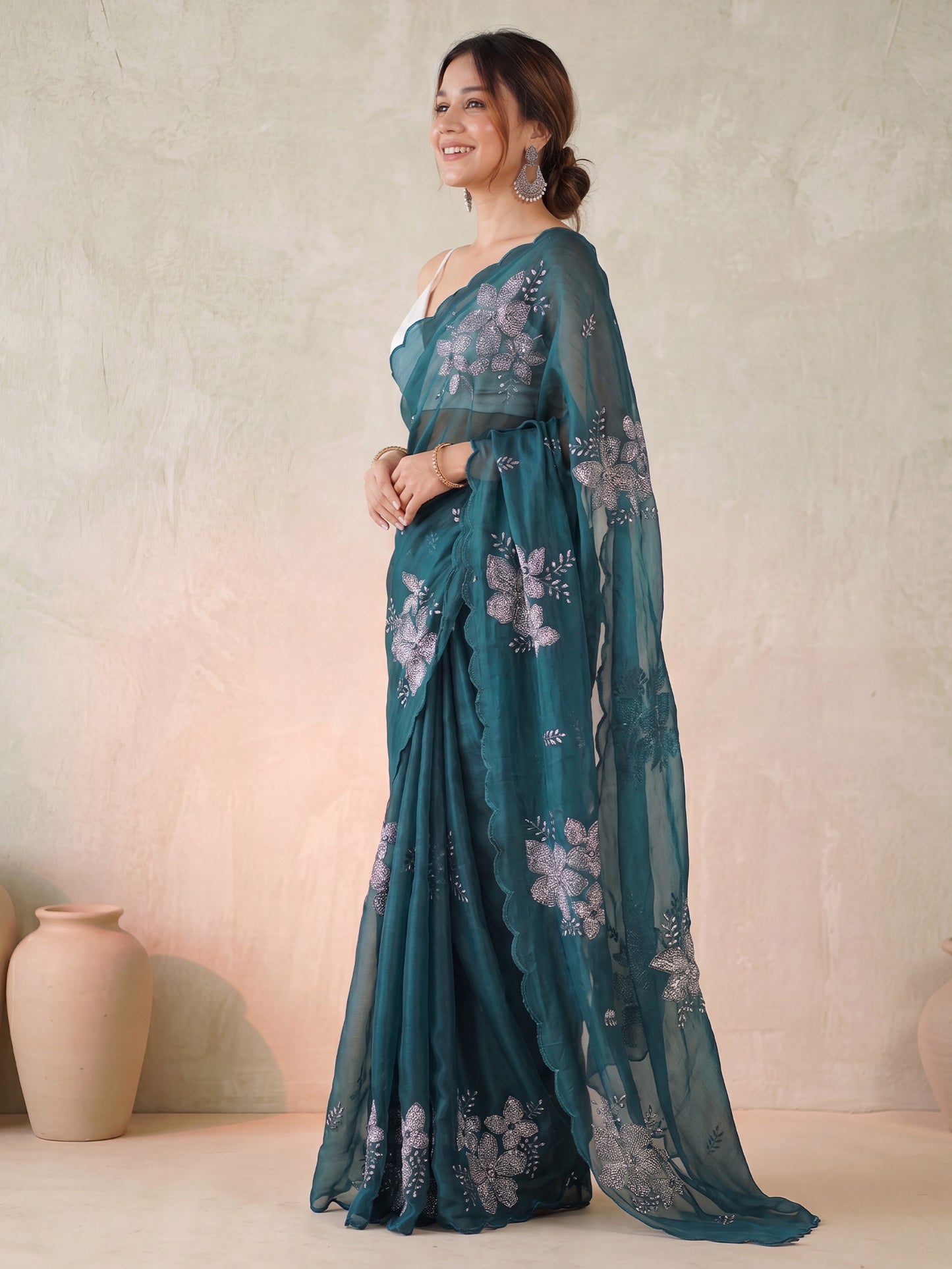 Women's Organza Teal blue Embellished Designer Saree With Blouse Piece