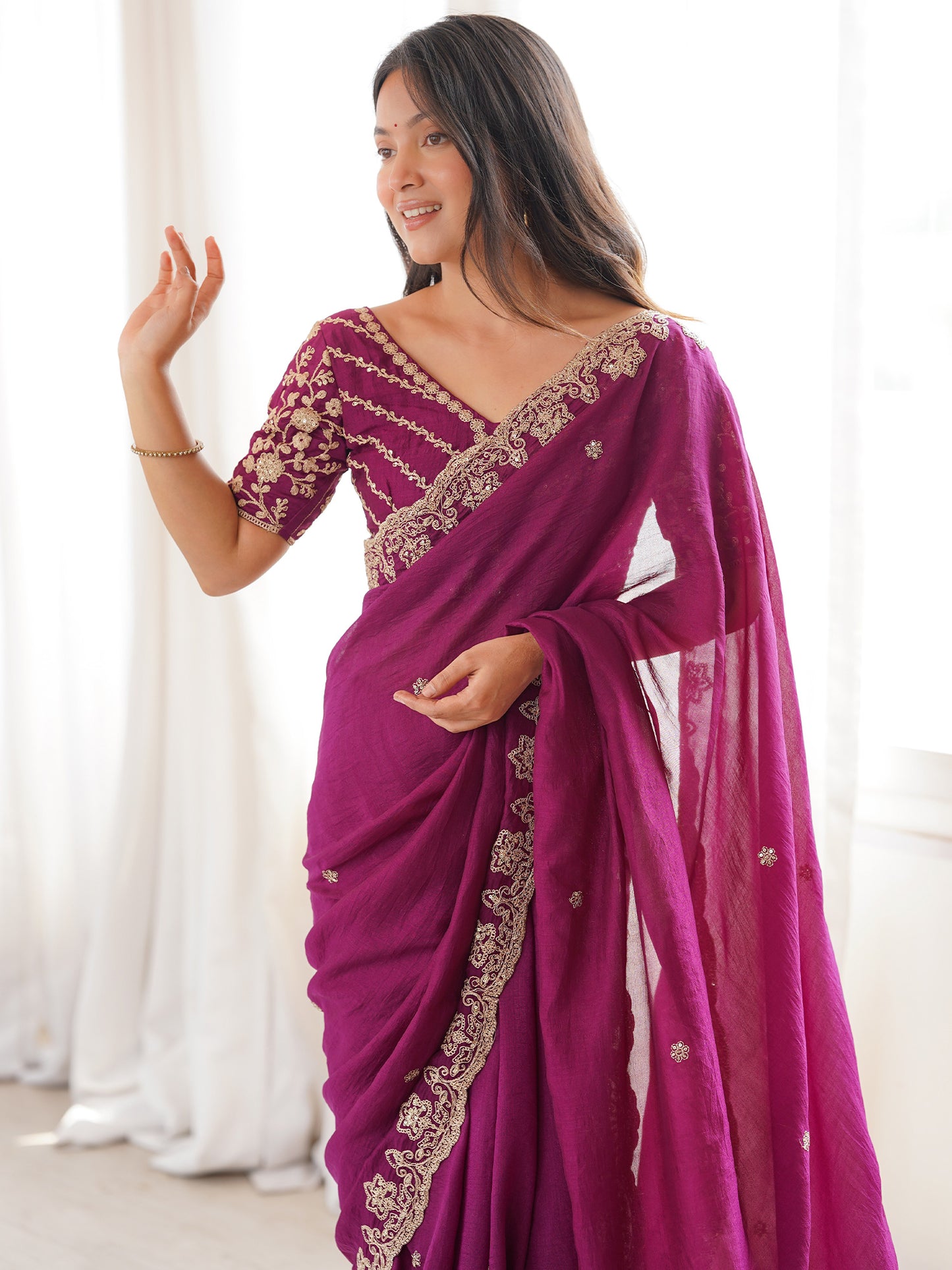 Women's Vichitra Silk Magenta Embellished Designer Saree With Blouse Piece