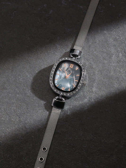 The Textured Square Watch - Emerald Green