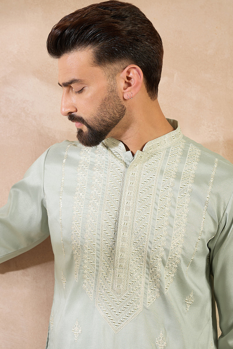 Green Silk Blend Geometric Embroidered Straight Kurta MKU1686
