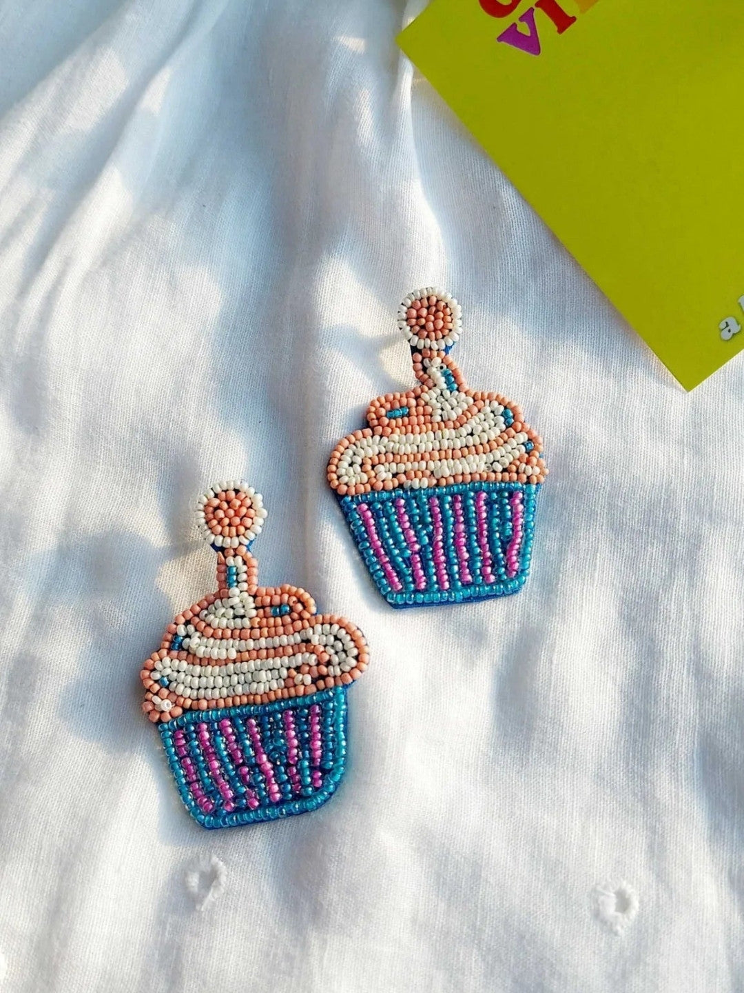أقراط Wanna Cupcake متعددة الألوان من الخرز