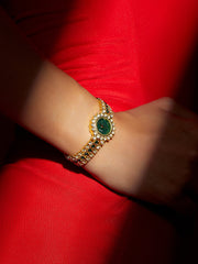 ساعة دائرية مزخرفة - ذهبية