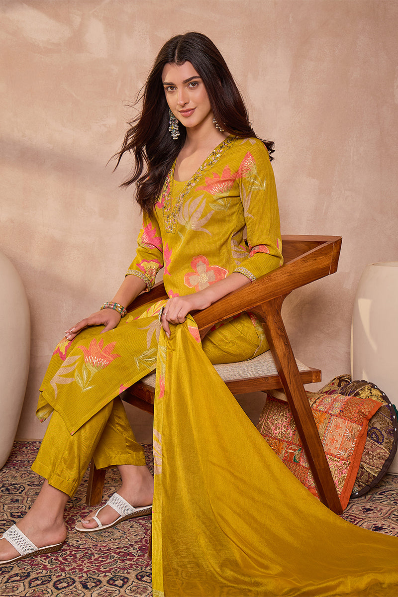 yellow-viscose-floral-printed-straight-kurta-sets-pkskd3163