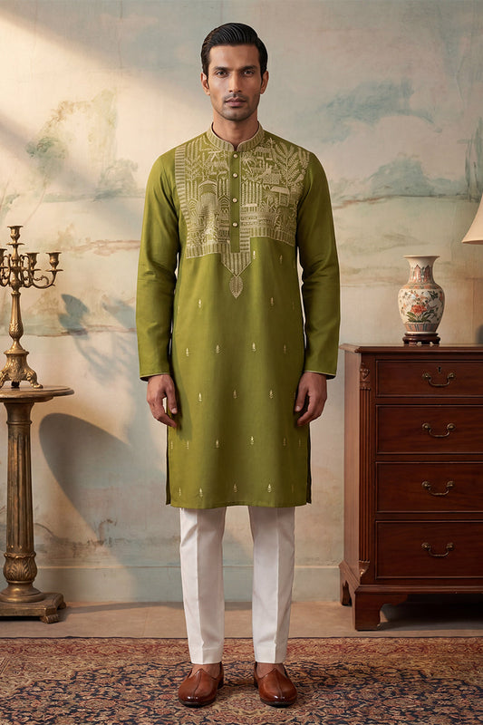 Mens Green Silk Blend Solid Emboidered Straight Kurta With Trouser MKSET2373