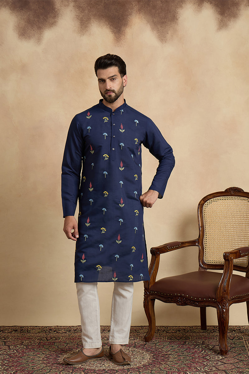 Mens Navy Blue Silk Blend Solid Embroidered Thread Work Kurta MKU2468