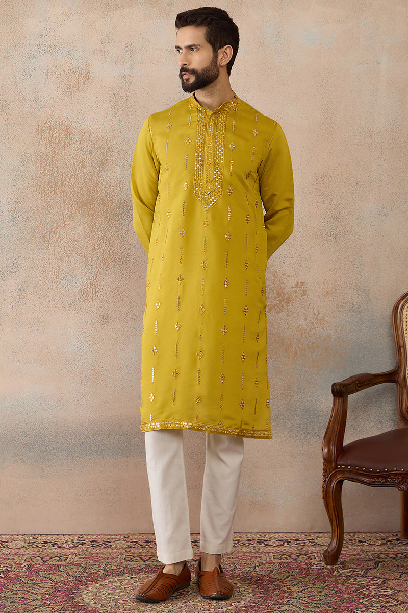 ethnic-bay-men-yellow-silk-blend-solid-embroidered-kurta-with-trouser-mkset2415