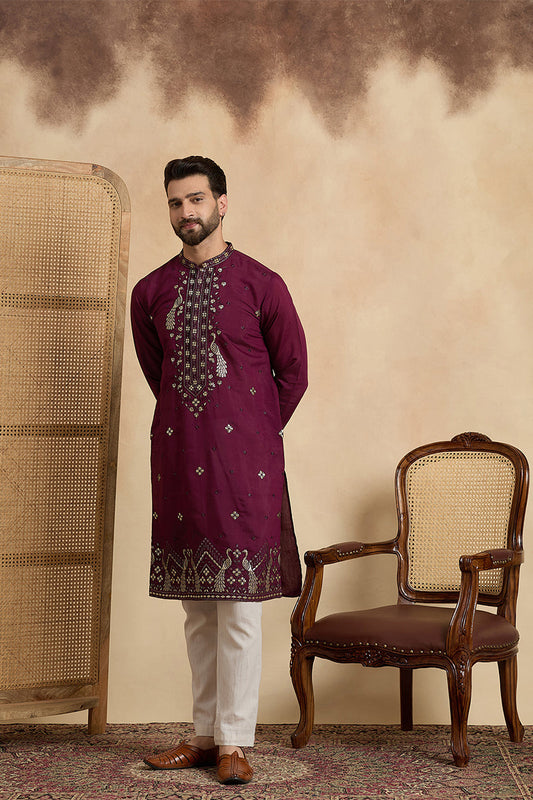 Mens Purple Silk Blend Solid Embroidered Zari Kurta MKU2442