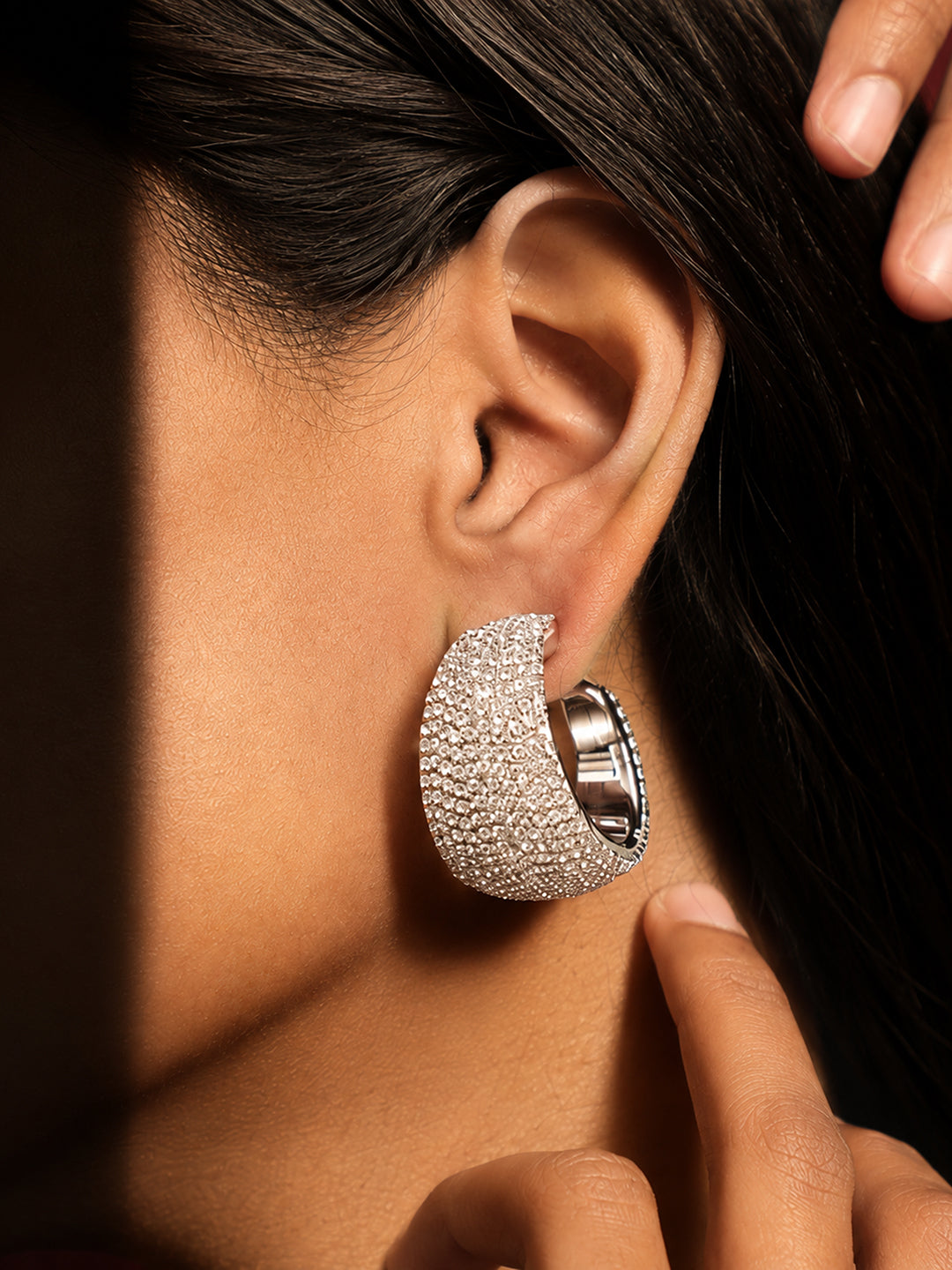 The Halo Crystal Hoops