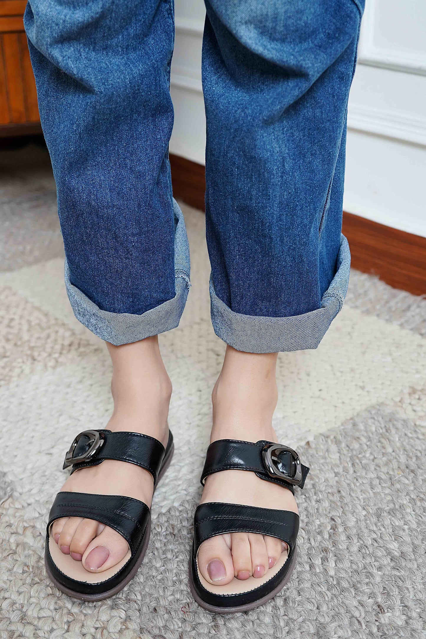 Black Casual Flats