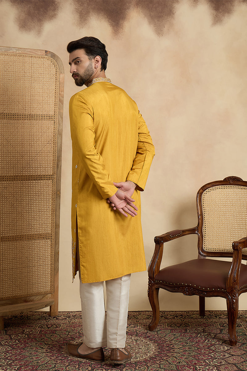 Mens Yellow Silk Blend Solid Embroidered Straight Kurta With Trouser MKSET2525