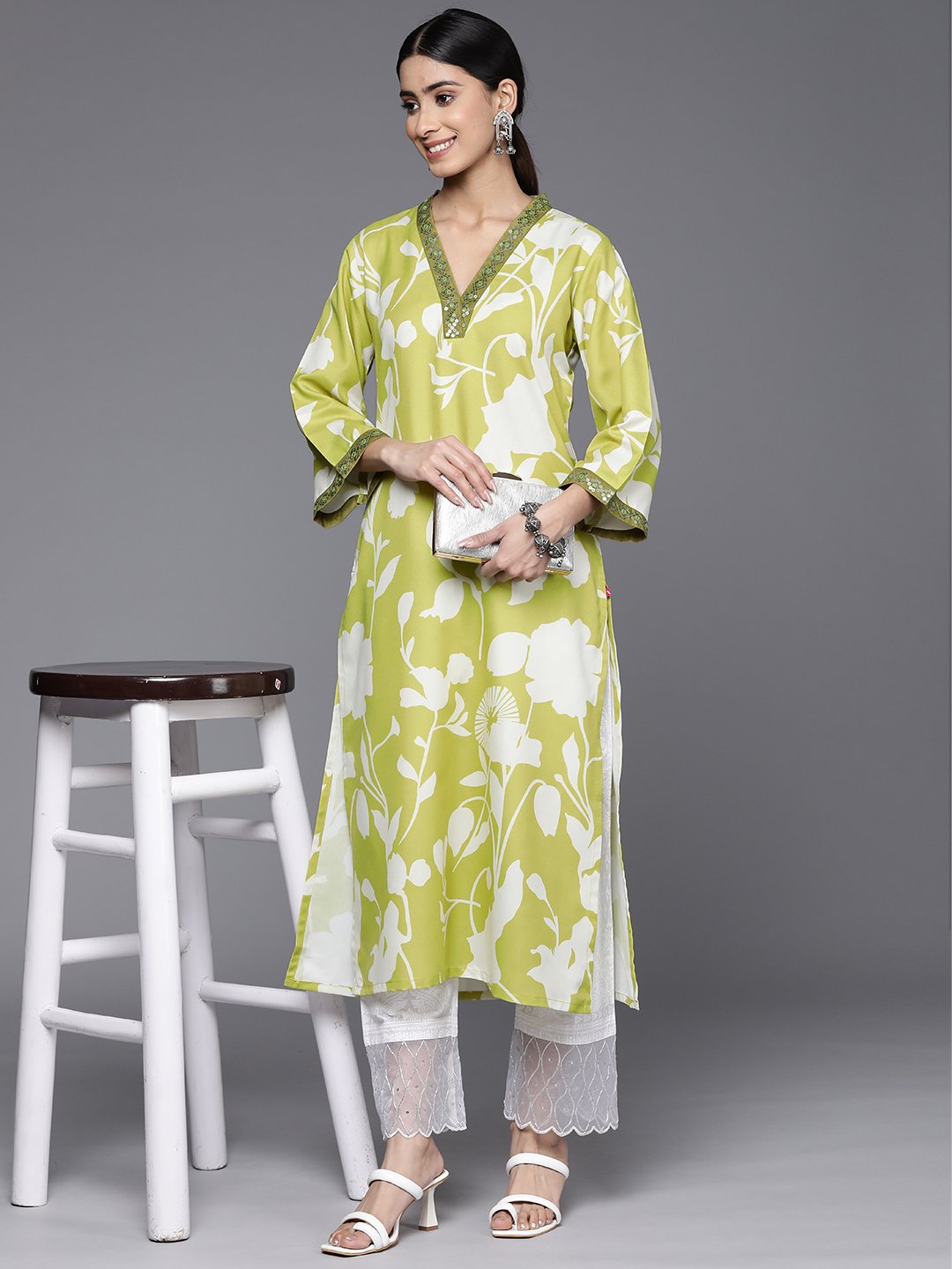 Varanga - Women Lime Green Floral Printed Kurta Only