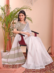 THE WHITE LOOM