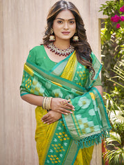 Pochampalli Soft Silk Saree with Traditional Ikat Woven Pallu - Perfect for Festive Celebrations & Wedding Occasions
