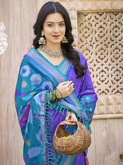Pochampalli Soft Silk Saree with Traditional Ikat Woven Pallu - Perfect for Festive Celebrations & Wedding Occasions