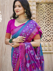 Pochampalli Soft Silk Saree with Traditional Ikat Woven Pallu - Perfect for Festive Celebrations & Wedding Occasions