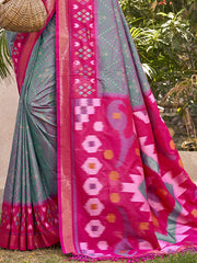 Pochampalli Soft Silk Saree with Traditional Ikat Woven Pallu - Perfect for Festive Celebrations & Wedding Occasions