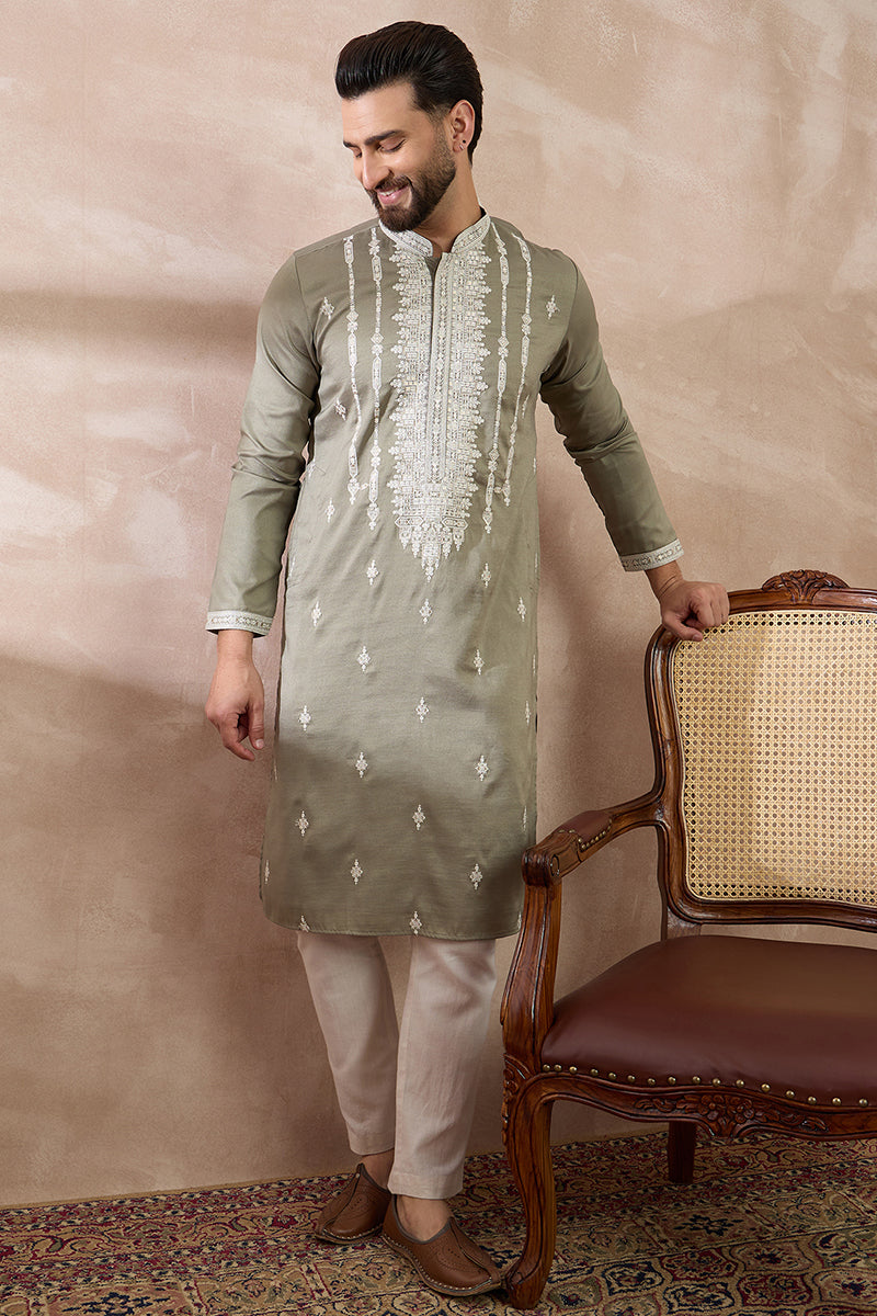 Green Silk Blend Embroidered Mandarin Collar Straight Kurta