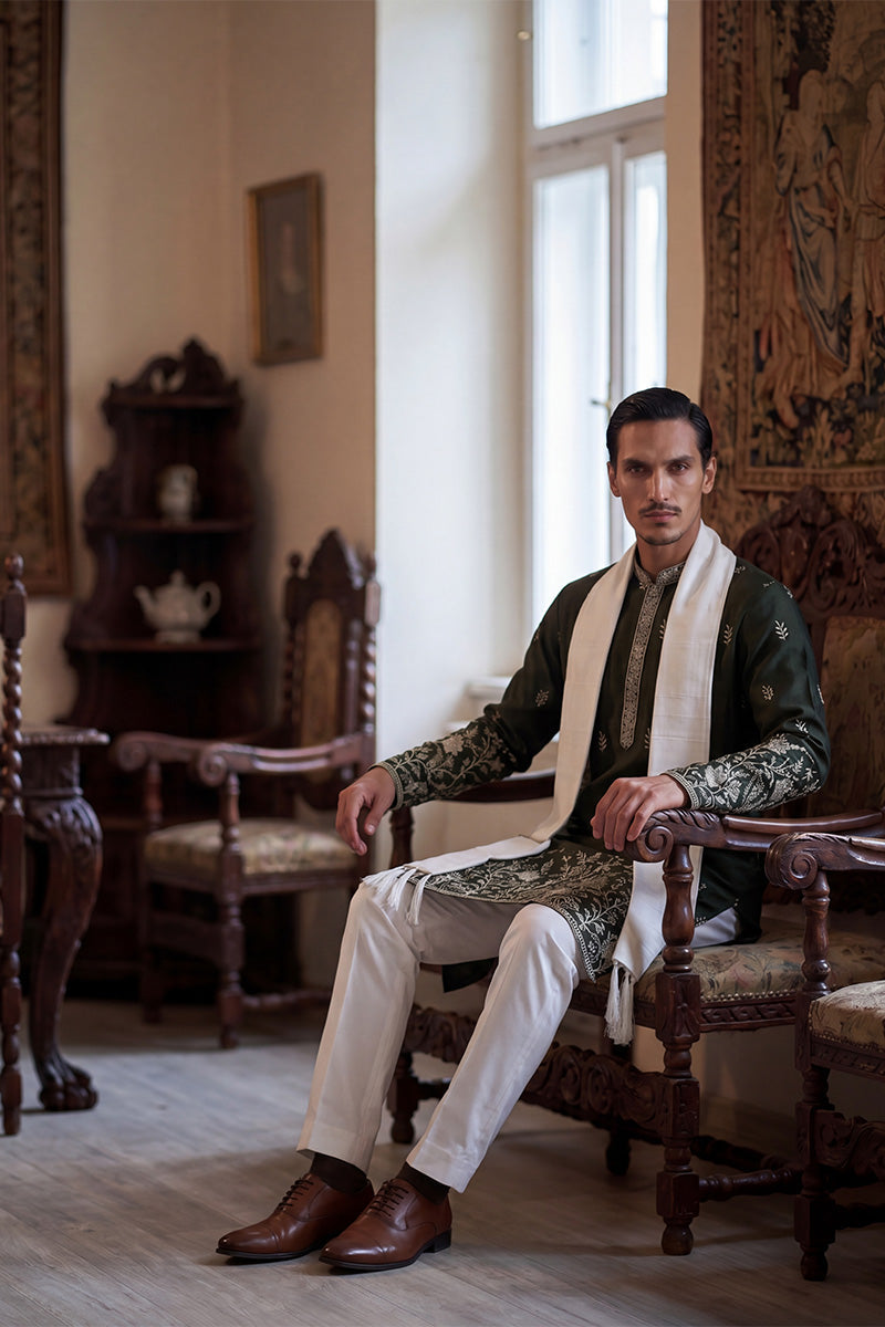 ethnic-bay-men-olive-chanderi-silk-solid-embroidered-straight-kurta-with-dupatta-mkud1319